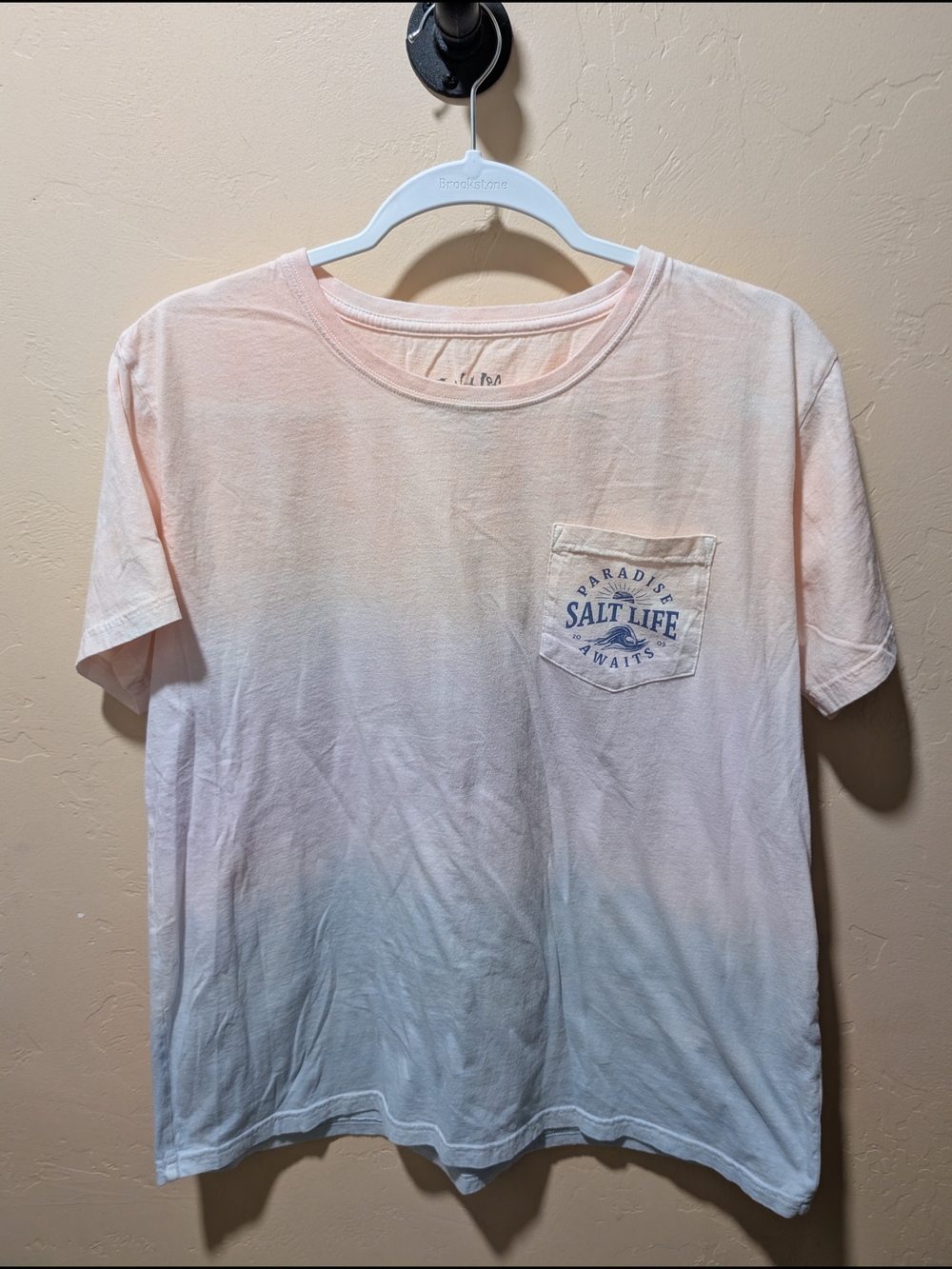 Woman's Salt Life Soft Pocket Tee  Paradise Awaits Ombre Peach/Purple/Blue Large